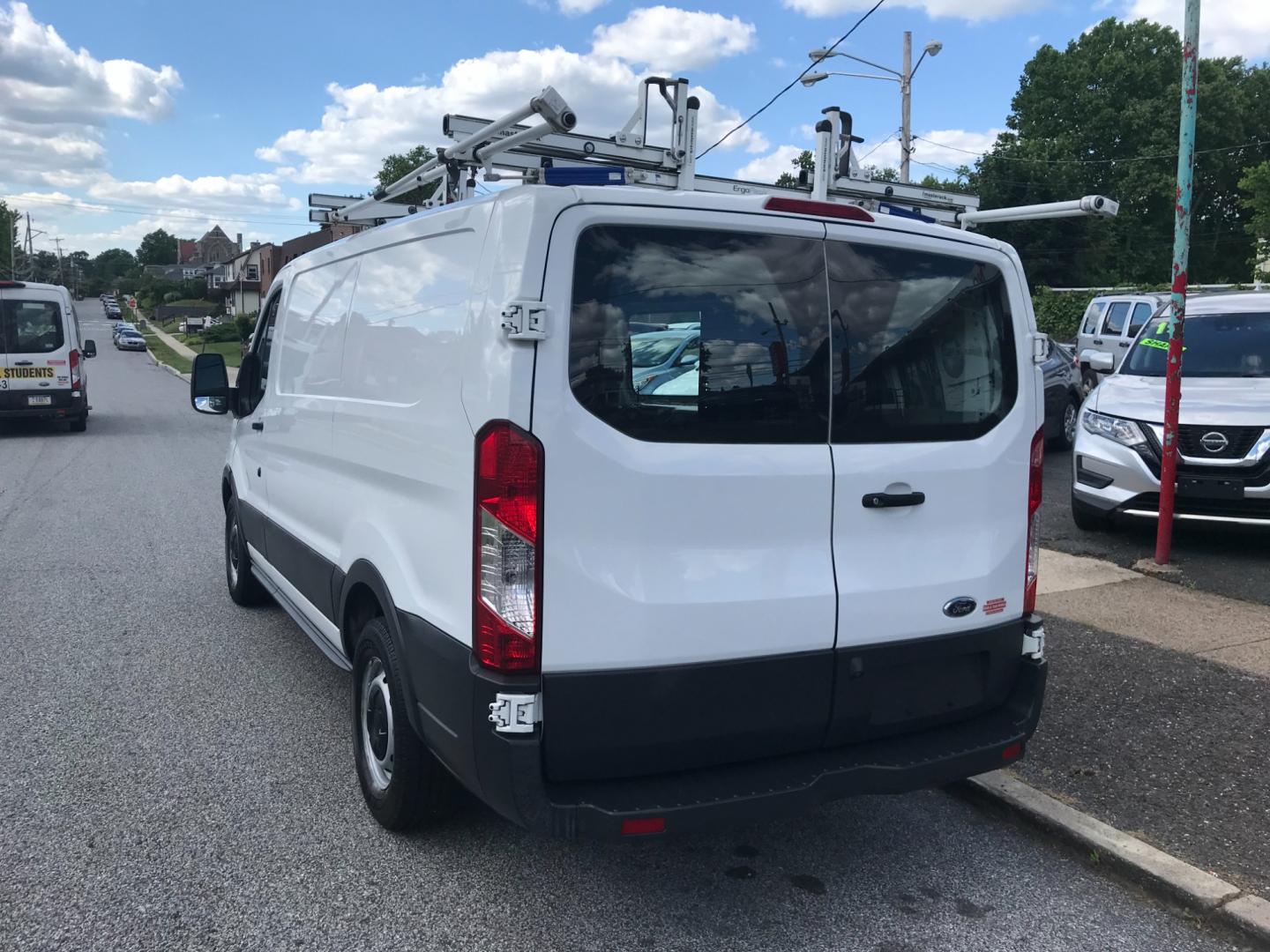 2018 White /Gray Ford Transit 150 Low Roof (1FTYE1YM7JK) with an 3.7 V6 engine, Automatic transmission, located at 577 Chester Pike, Prospect Park, PA, 19076, (610) 237-1015, 39.886154, -75.302338 - Photo#5